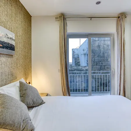 بيت للعطل Authentic & Spacious 3br With Private Terrace By 360 Estates ربات