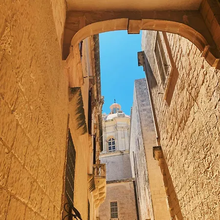 بيت للعطل Authentic & Spacious 3br With Private Terrace By 360 Estates *