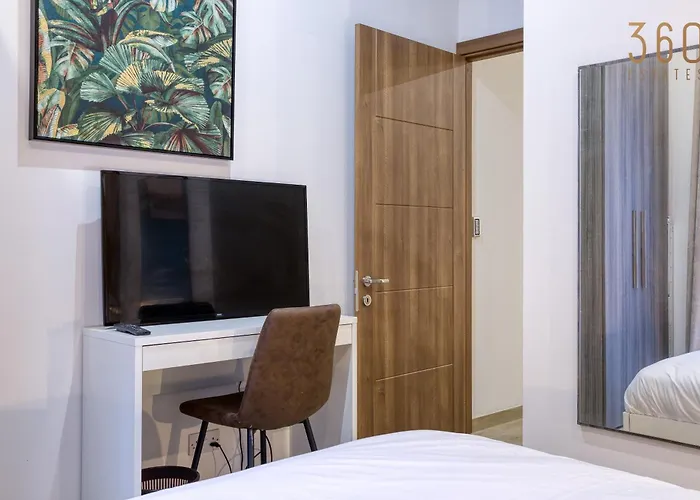 Authentic & Spacious 3br With Private Terrace By 360 Estates