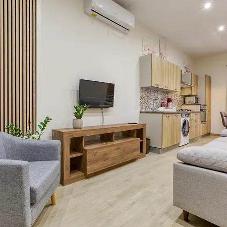 בית נופש Authentic & Spacious 3br With Private Terrace By 360 Estates