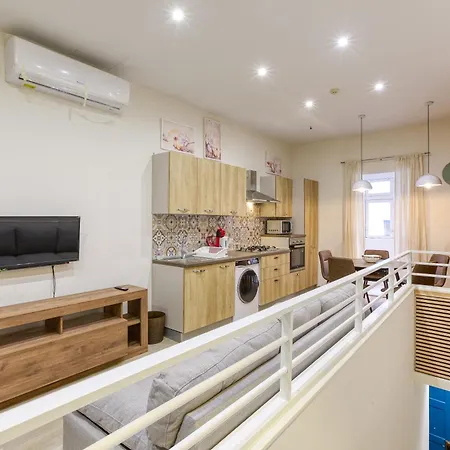 Casa de Férias Authentic & Spacious 3br With Private Terrace By 360 Estates