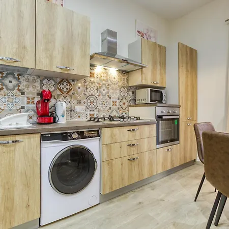 Authentic & Spacious 3br With Private Terrace By 360 Estates