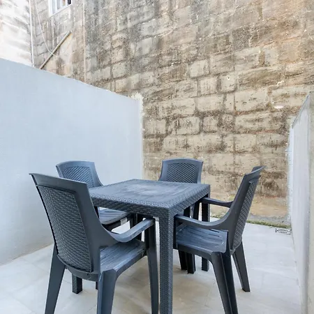 Authentic & Spacious 3br With Private Terrace By 360 Estates Holiday home *