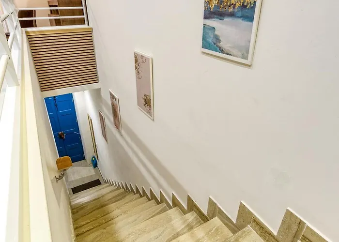 Hébergement de vacances Authentic & Spacious 3br With Private Terrace By 360 Estates *