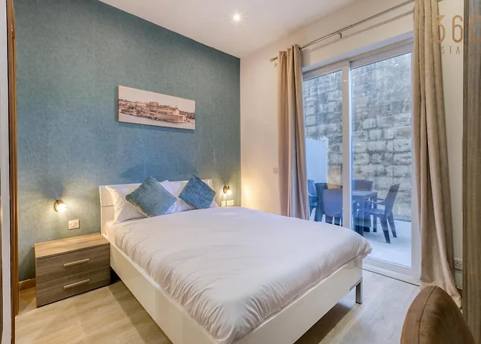 Authentic & Spacious 3br With Private Terrace By 360 Estates Hébergement de vacances *